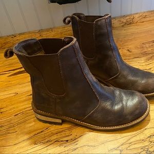 Kodiak distressed leather boots - blundstone style